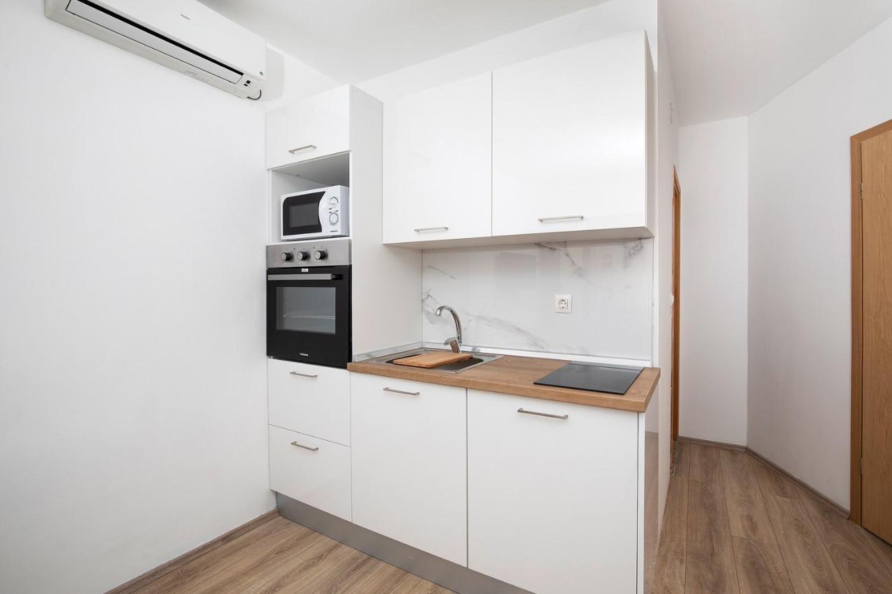 מדולין Apartments Jakoplic מראה חיצוני תמונה